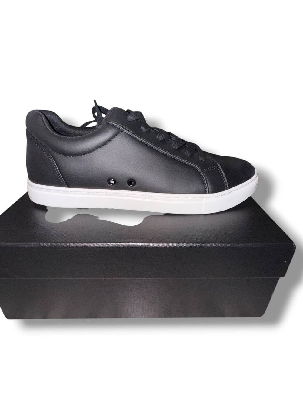 FUEGO Low-Top Dance Sneaker - Women’s 11 Black/White - Picture 14 of 16